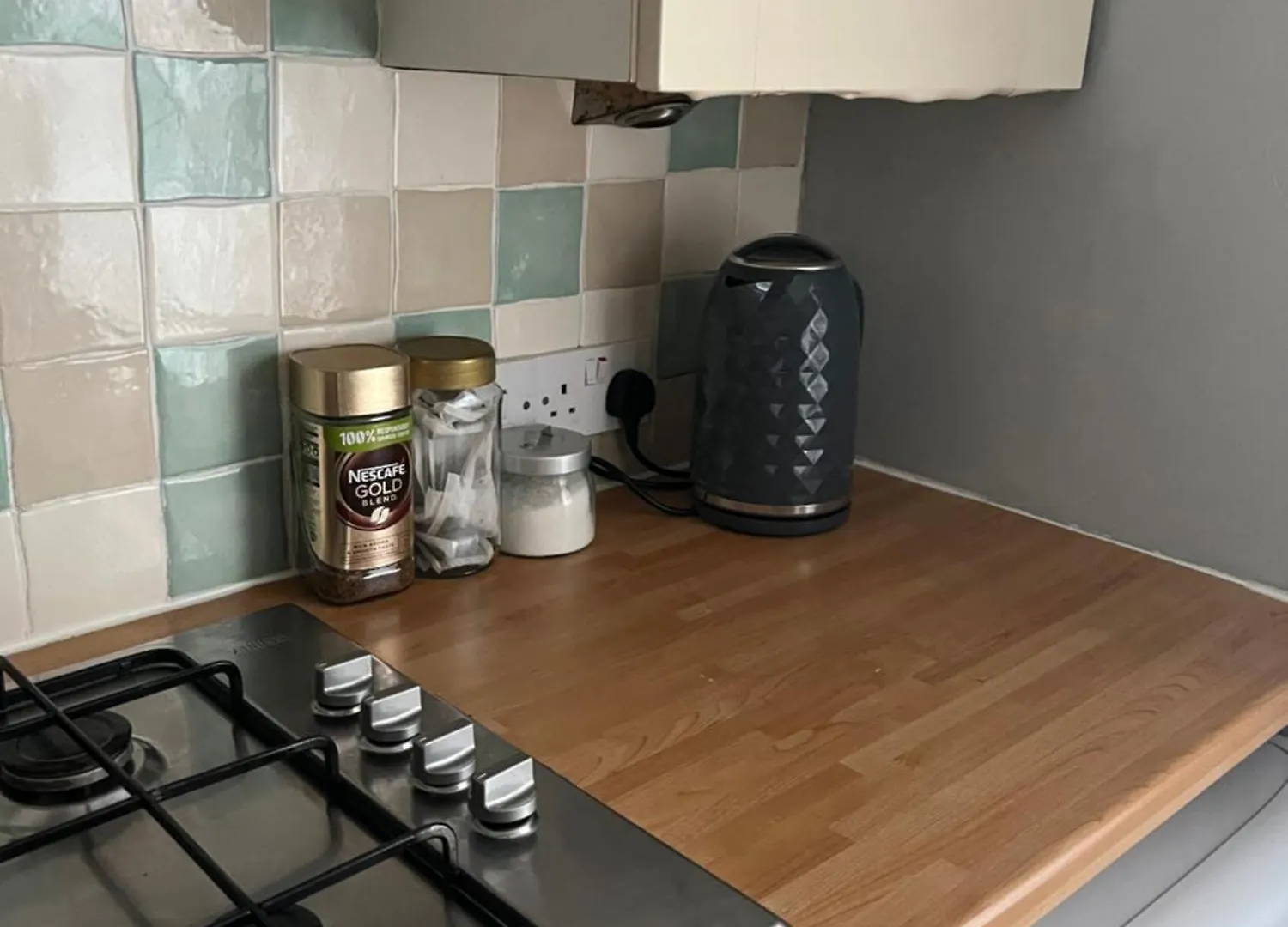 First Floor 1 Bed Apartment With Lounge And Kitchen London