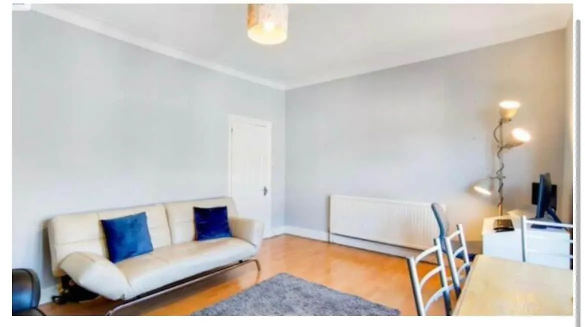 First Floor 1 Bed Apartment With Lounge And Kitchen London 0*,  United Kingdom
